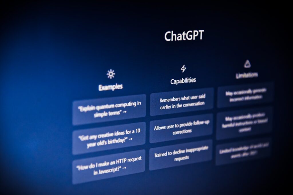 ChatGPT vs Perplexity vs Google AI Overviews: por que só 11% das citações se sobrepõem - Volume de tráfego: ChatGPT domina, mas Perplexity converte mais